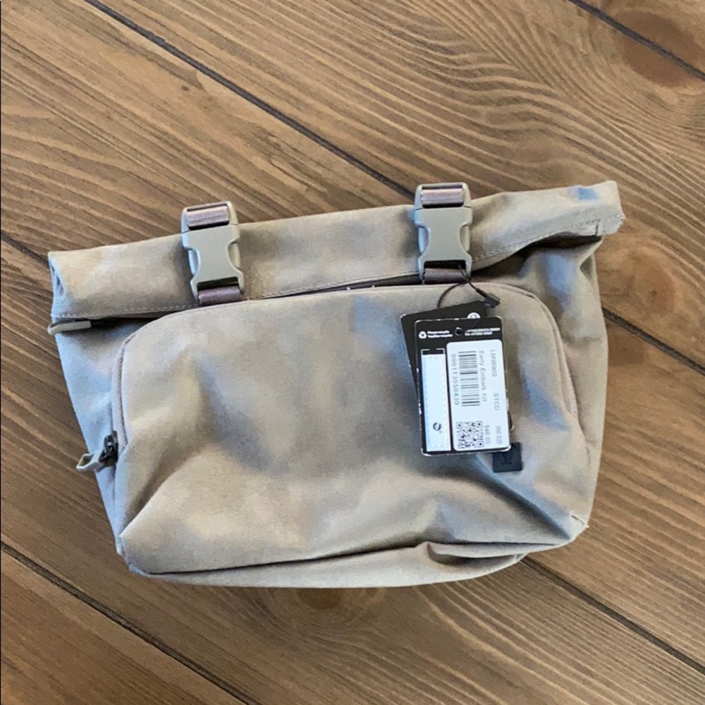 Lululemon early embark kit 5L